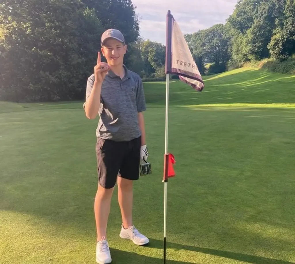 HOLE IN ONE FOR FINLEY EDWARDS!