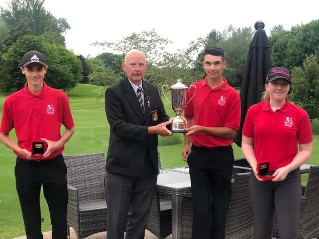 Fynn Valley are Suffolk Junior Team Champions