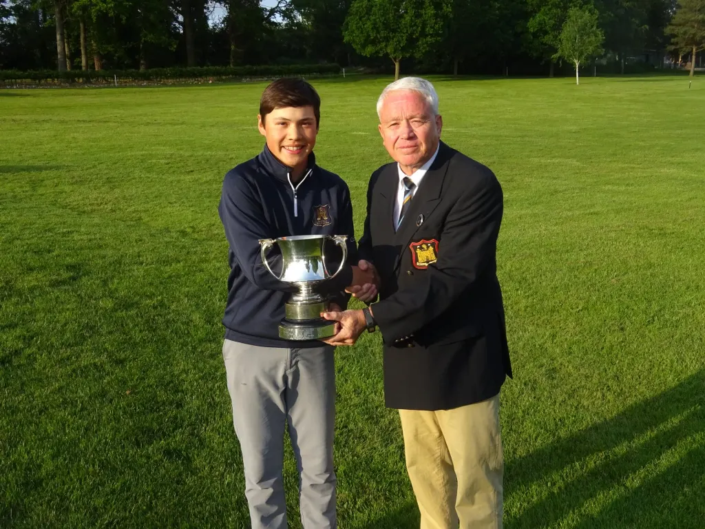 PATRICK COFFEY WINS SUFFOLK JUNIOR CHAMPIONSHIP